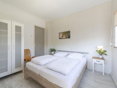 Holiday house Cozy holiday home near dunes - Outdoor photo 28