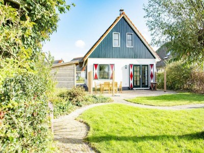 Villa Luxury villa on the water with garden - Villa