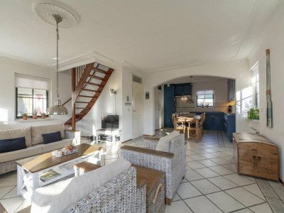 Villa Luxury villa on the water with garden - Outdoor photo 4