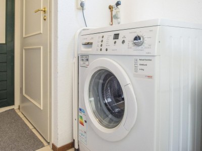 Villa Luxury villa on the water with garden - Outdoor photo 8