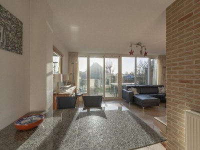 Holiday house Alluring holiday home near beach - Outdoor photo 7