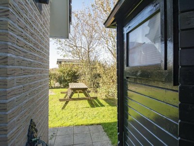 Holiday house Alluring holiday home near beach - Outdoor photo 40