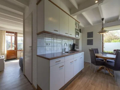 Holiday house Cozy holiday home near beach - Outdoor photo 8