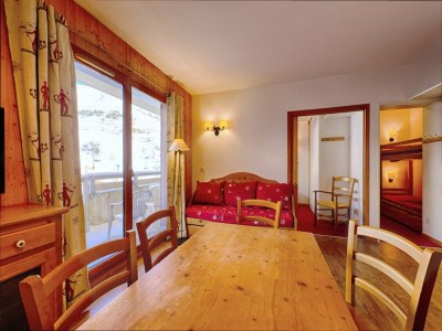 Apartment Apartment in France with Ski Slope Access - Features photo 9