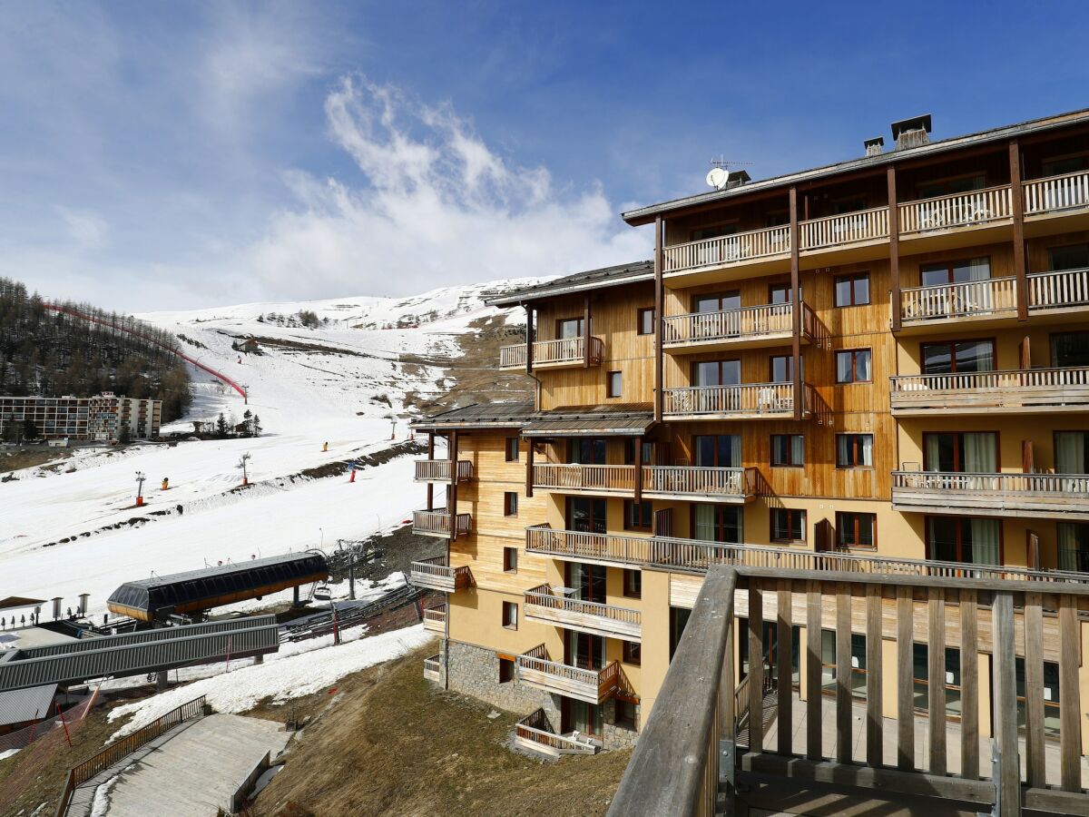 Apartment Wohnung in den Alpen mit Pool und Skizugang