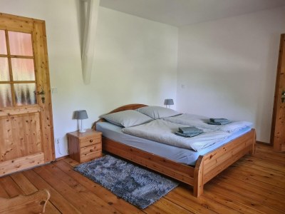 Apartment Retreat with Garden & Family Amenities - Features photo 23