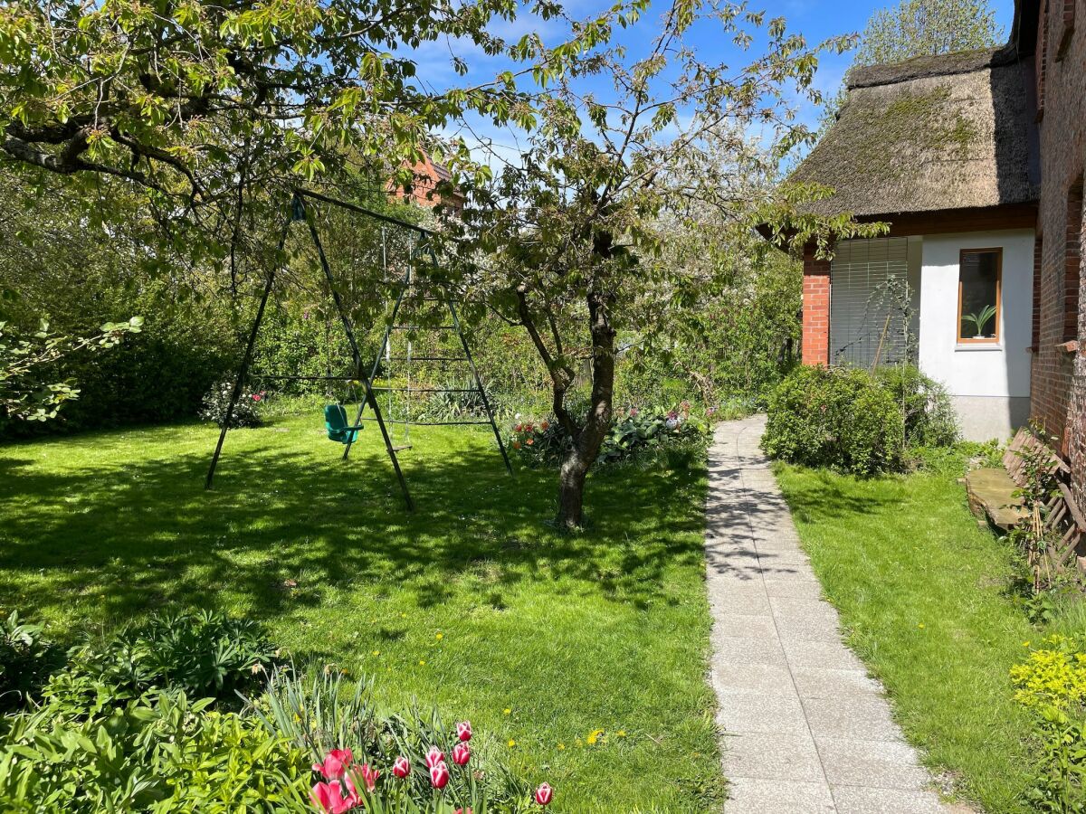 Apartment Krusenhagen Apartment mit Garten - Outdoor photo 3