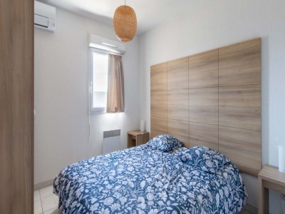 Apartment Modern Seaside Apartment - Features photo 5