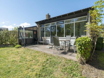 Bungalow Modern home with garden - Outdoor photo 27