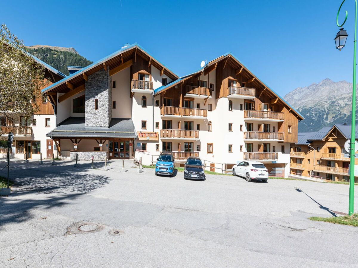 Apartment Apartment in Modane with Ski Slope Access - Outdoor photo 3