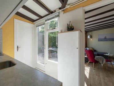 Bungalow Trendy holiday home with patio - Outdoor photo 11