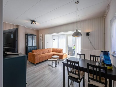 Holiday house Holiday home with garden and beach - Outdoor photo 4