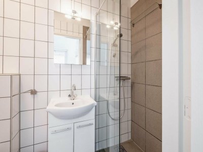 Holiday house Holiday home with garden and beach - Outdoor photo 11