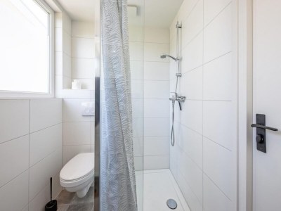 Holiday house Holiday home with garden and beach - Outdoor photo 18