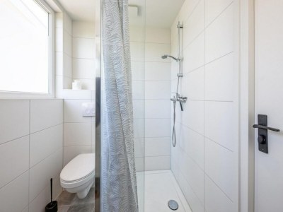 Holiday house Holiday home with garden and beach - Outdoor photo 32