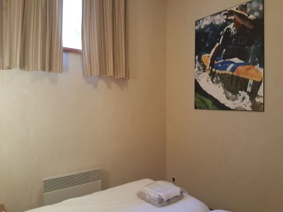 Apartment Modern Retreat for 8 Guests - Features photo 6