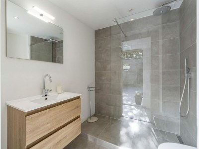 Bungalow Lovely Bunglow with patio - Outdoor photo 13