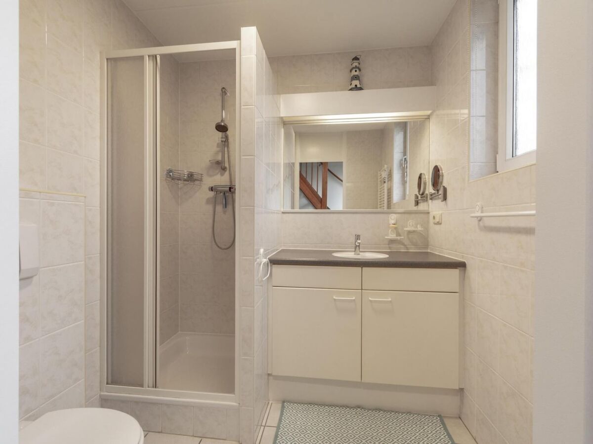 Holiday house Cozy holiday home with pool - Outdoor photo 5