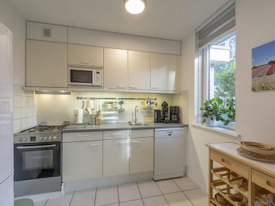 Holiday house Cozy holiday home with pool - Outdoor photo 12