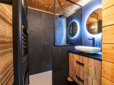 Apartment Chalet in Morillon with Sauna & Mountain Views - Features photo 7