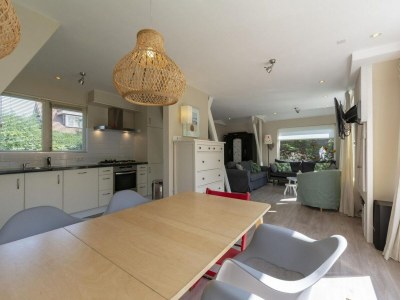 Holiday house Home with beautiful lawn - Outdoor photo 14