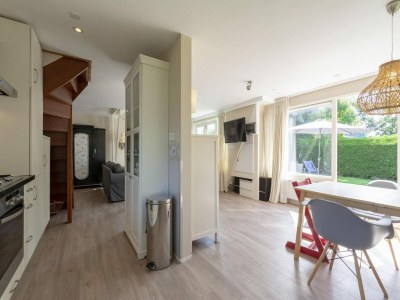 Holiday house Home with beautiful lawn - Outdoor photo 33