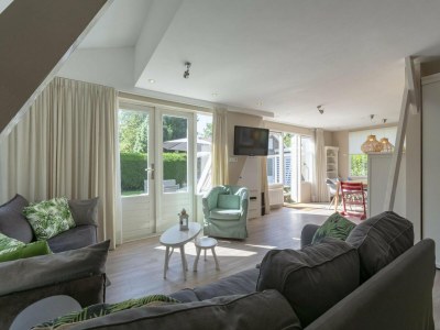 Holiday house Home with beautiful lawn - Outdoor photo 35