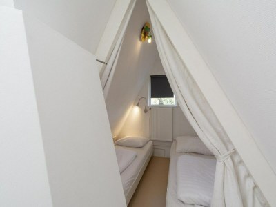 Holiday house Home with beautiful lawn - Outdoor photo 37