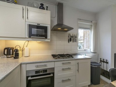 Bungalow Luxury holiday home with patio - Outdoor photo 9