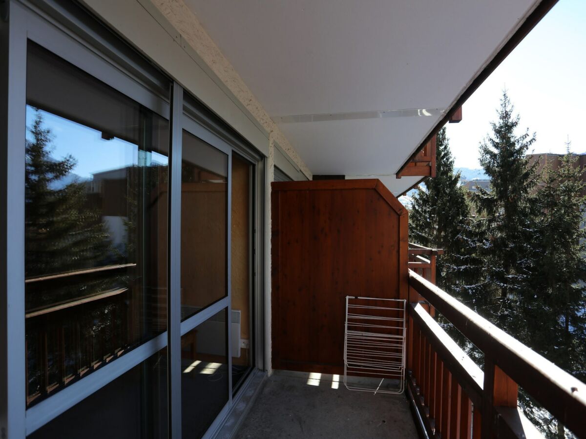 Apartment Alpine Retreat with Balcony - Outdoor photo 2