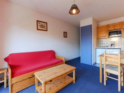 Apartment Alpine Retreat with Balcony - Features photo 7