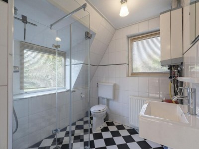 Holiday house Alluring home with garden - Outdoor photo 14