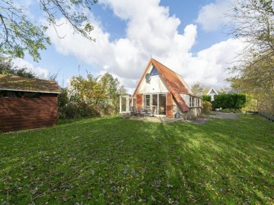 Holiday house Alluring home with garden - Outdoor photo 39