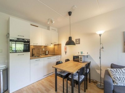 Apartment Seaside holiday apartment with a patio - Outdoor photo 11