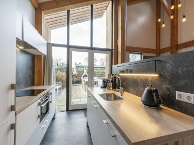 Villa Lush villa with bubble bath in Sint Maartenszee - Villa