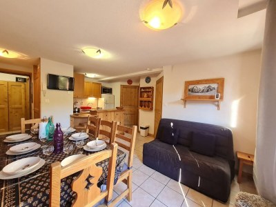 Apartment Spacious Apartment with Balcony - Features photo 7