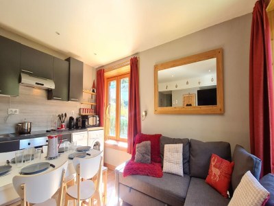 Chalet Alpine Apartment for 6 Guests - Features photo 12