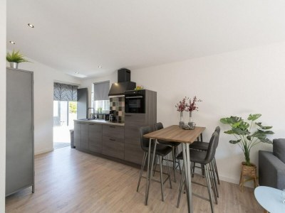 Bungalow Luxurious furnished bungalow with terrace - Outdoor photo 9