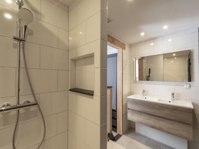 Bungalow Luxurious furnished bungalow with terrace - Outdoor photo 13