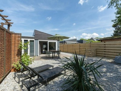 Bungalow Luxurious furnished bungalow with terrace - Outdoor photo 16