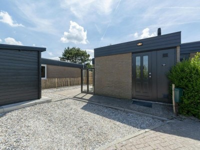 Bungalow Luxurious furnished bungalow with terrace - Outdoor photo 19