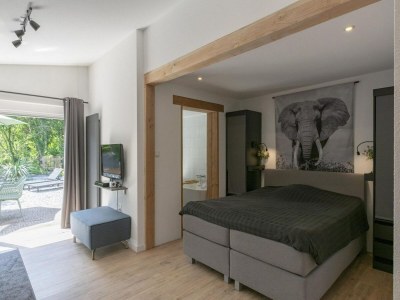 Bungalow Luxurious furnished bungalow with terrace - Outdoor photo 23