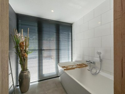 Bungalow Luxurious furnished bungalow with terrace - Outdoor photo 25