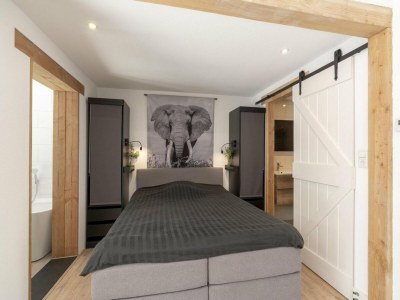 Bungalow Luxurious furnished bungalow with terrace - Outdoor photo 26