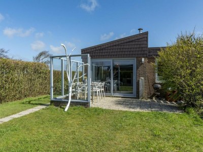 Bungalow Holiday home near dunes - Outdoor photo 2