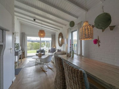 Bungalow Holiday home near dunes - Outdoor photo 8