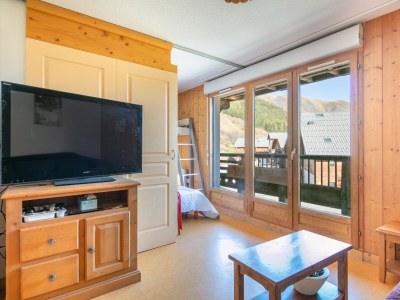 Apartment Apartment in Saint-Sorlin with Mountain View - Features photo 18