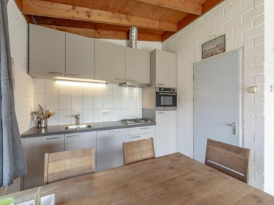 Bungalow Cozy holiday home near sea - Outdoor photo 3