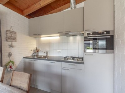 Bungalow Cozy holiday home near sea - Outdoor photo 19