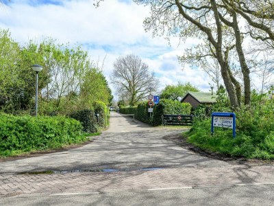 Bungalow Radiant bungalow with garden - Outdoor photo 14
